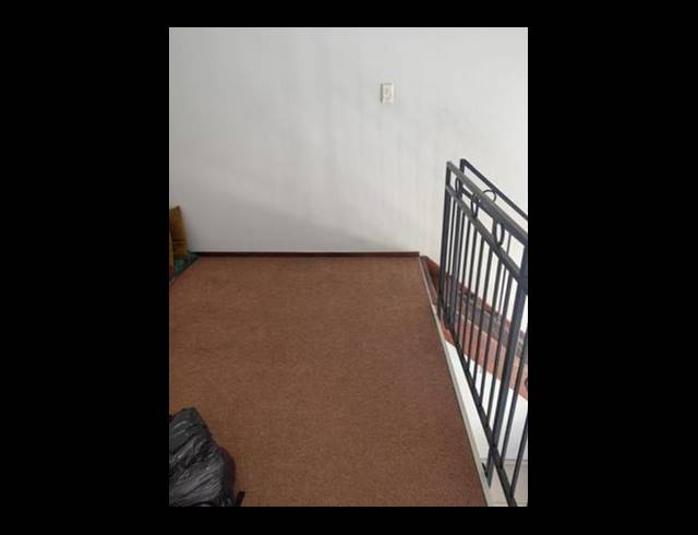 2 BEDROOM APARTMENT FOR SALE IN BRYANSTON